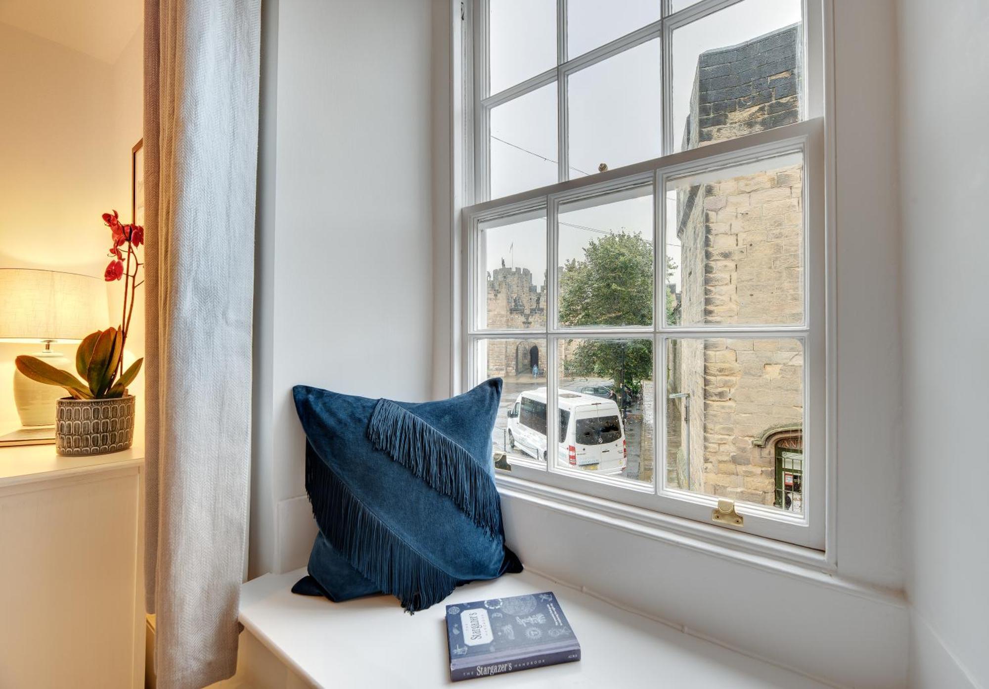 Lionsgate View - Luxury Apartment Opposite Alnwick Castle 외부 사진